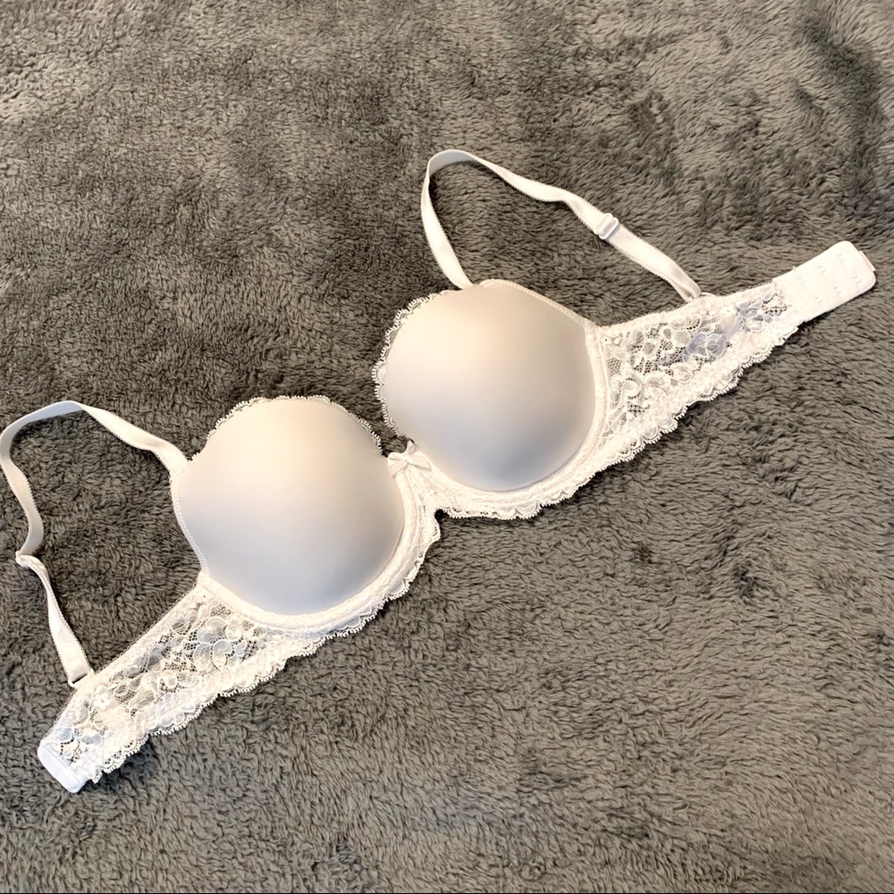 Victoria's Secret White Lace Bra